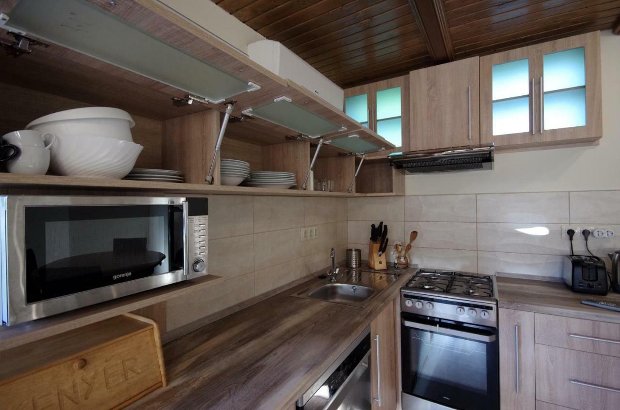 Matyas Apartmanhaz ギュラ エクステリア 写真